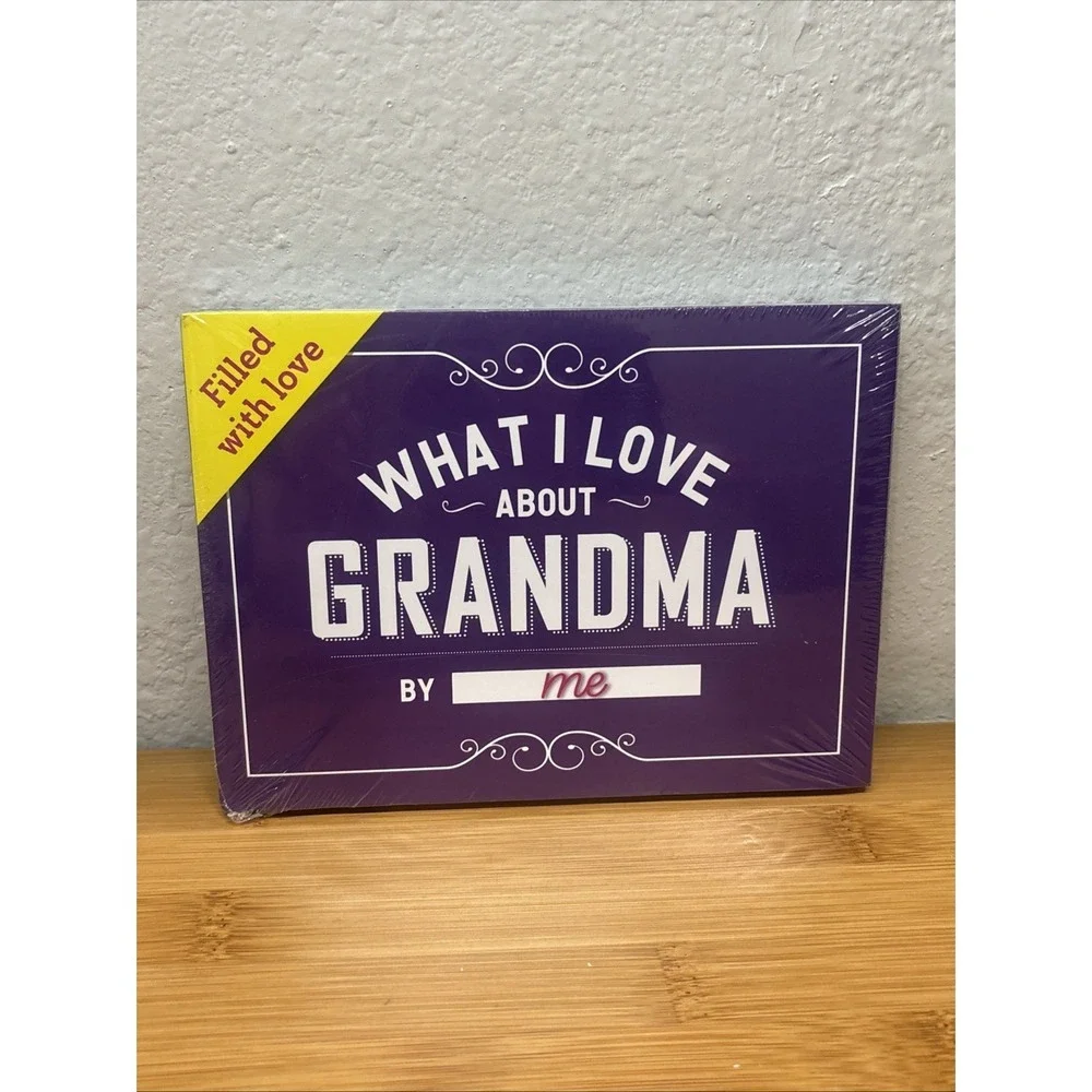 What I Love about Grandma Book Fill‎ in the Love